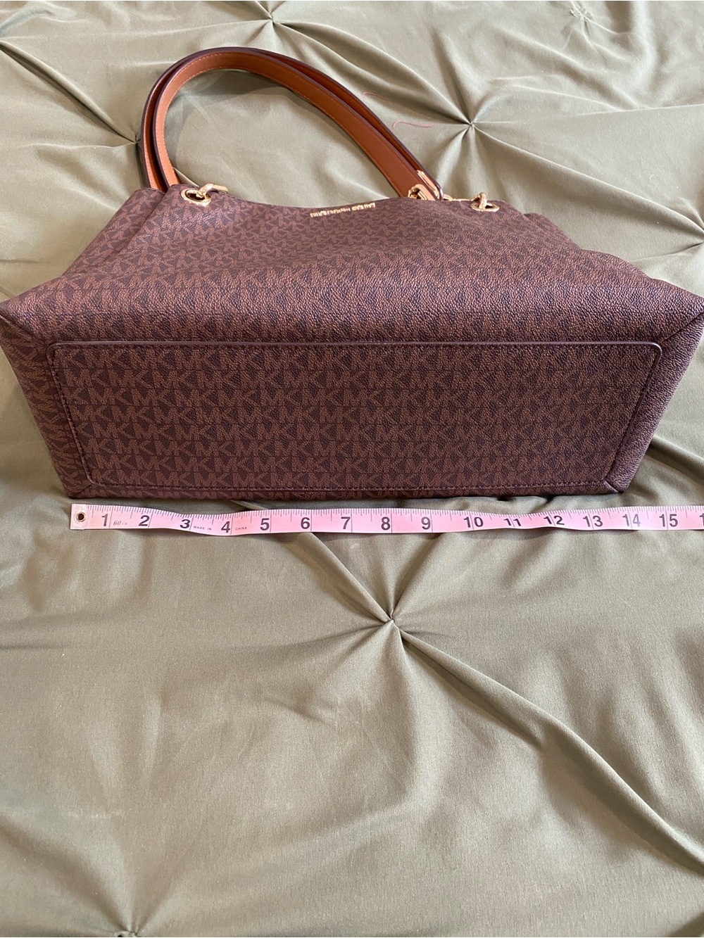 Michael Kors Brown Monogram Shoulder Tote with Gold Hardware - Picture 13 of 16